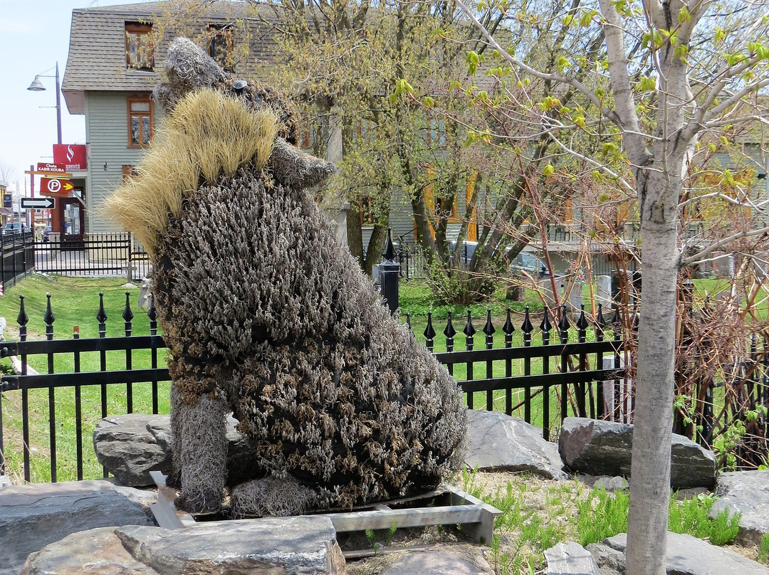 Les Mosaïcultures du Peuple Wendat-温达基必去景点