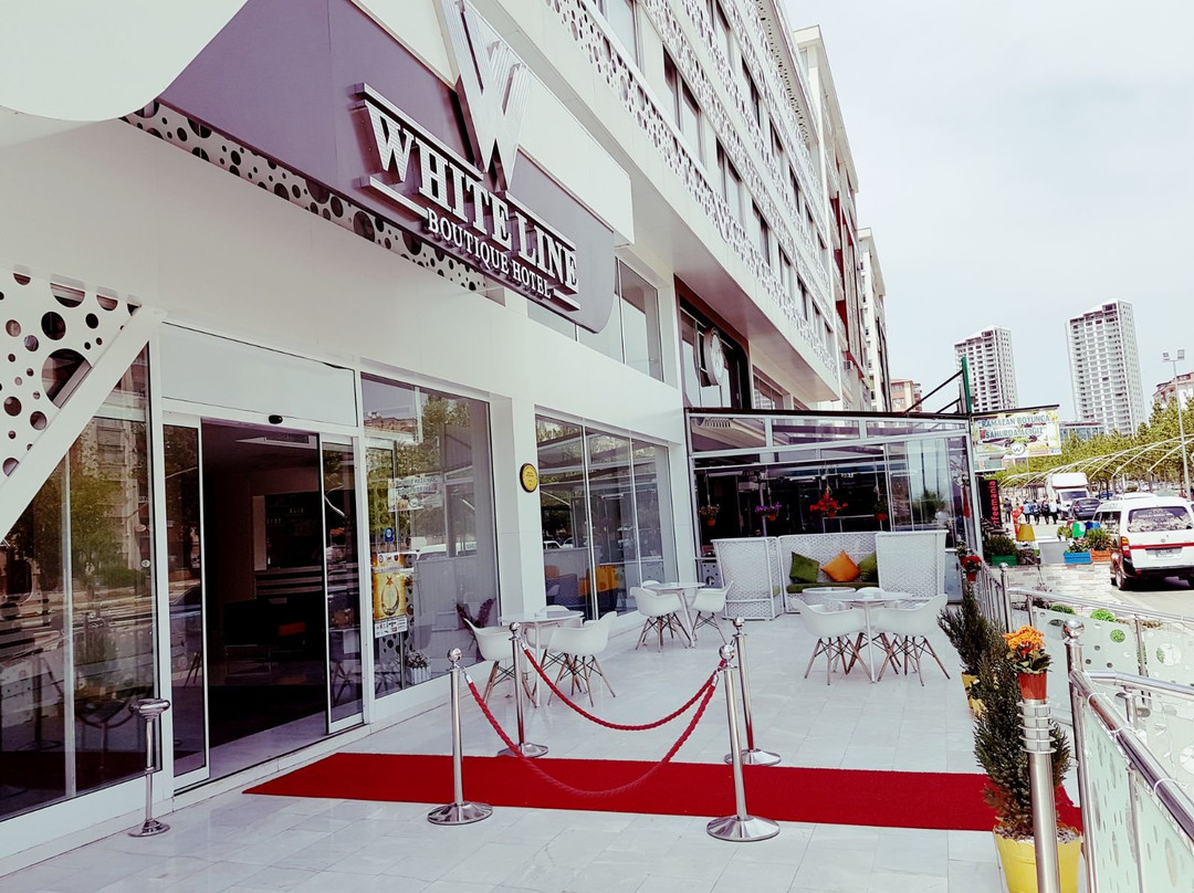 White Line Boutique Hotel主图