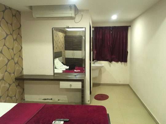 OYO 9659 Hotel RR Grand主图