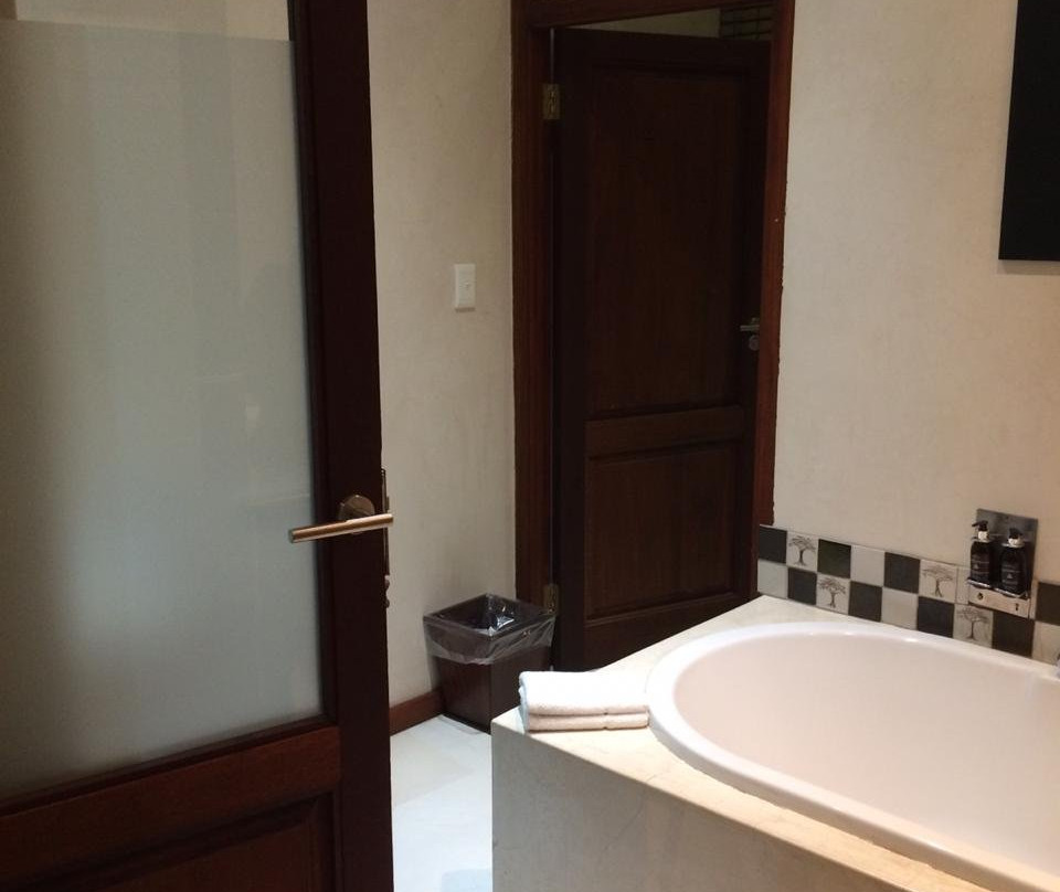 Casterbridge Hollow主图