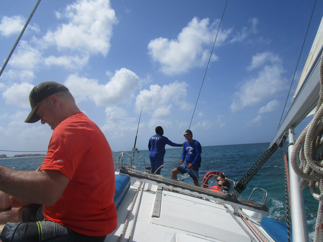 Sailing Charter Flying Fishbone II景点图片