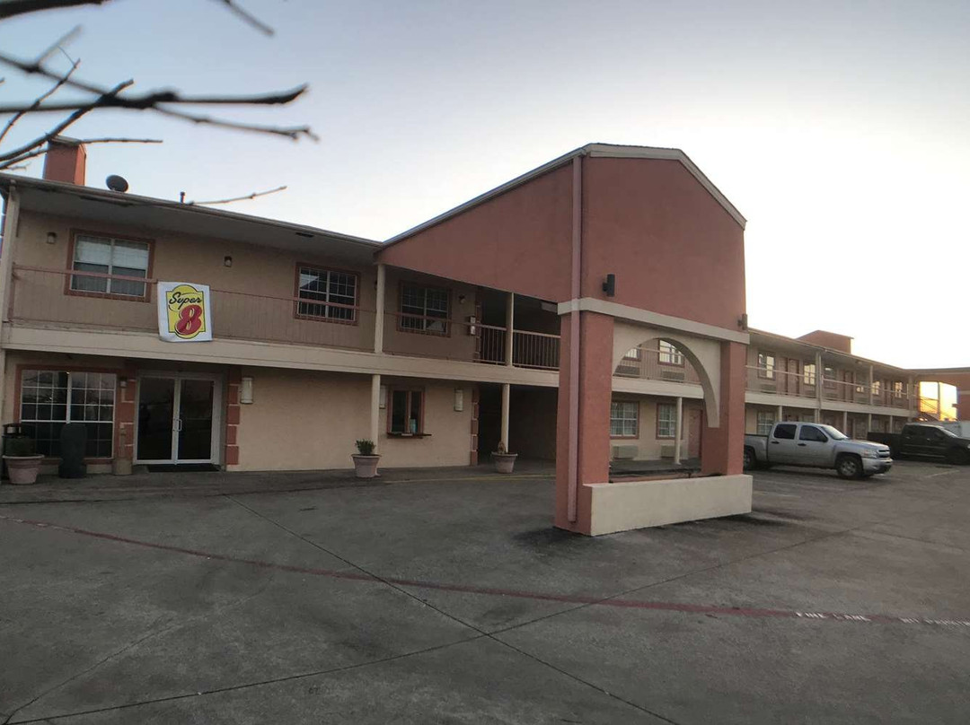 Super 8 by Wyndham Terrell主图