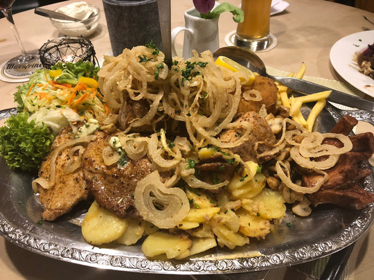 Niedersfeld餐馆和美食-Landgasthof Schottes