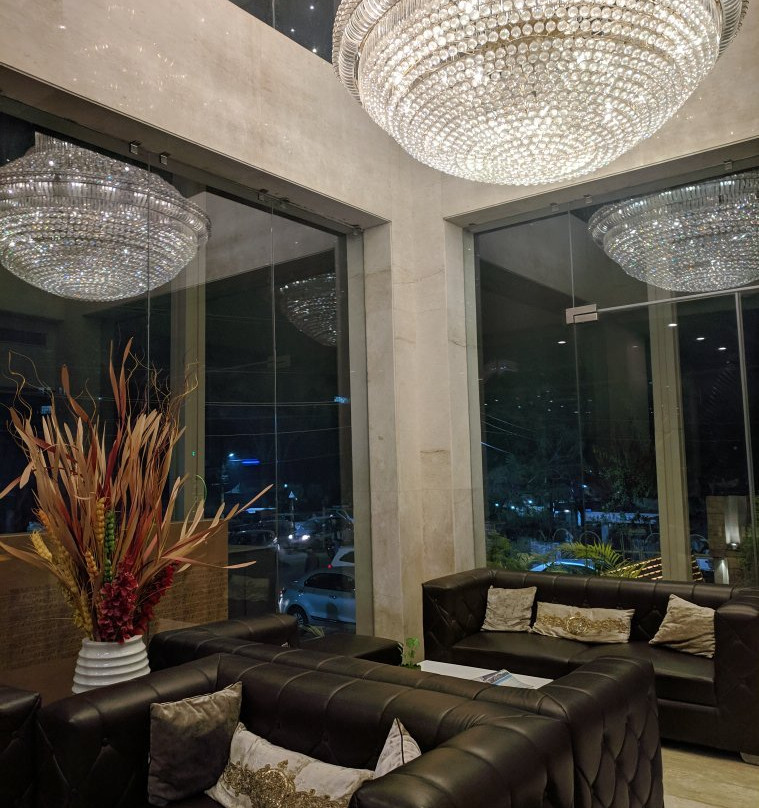 DNG The Grand Hotel主图