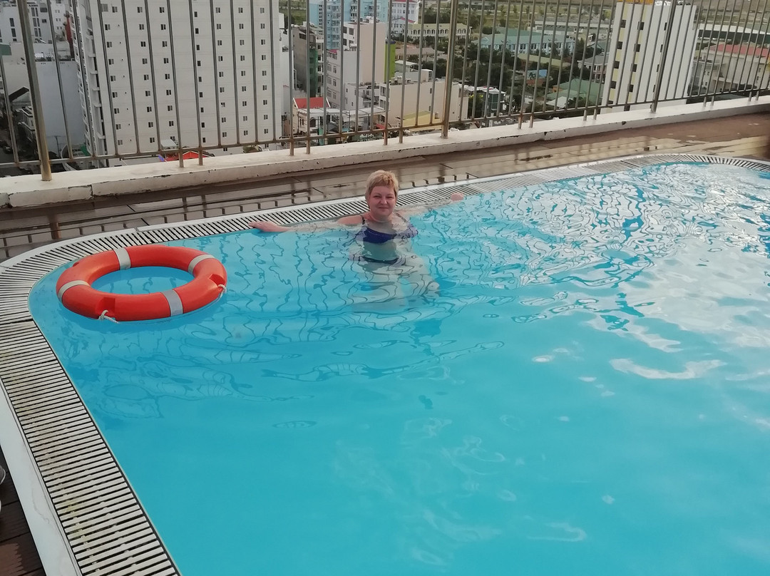 加里奥特酒店主图