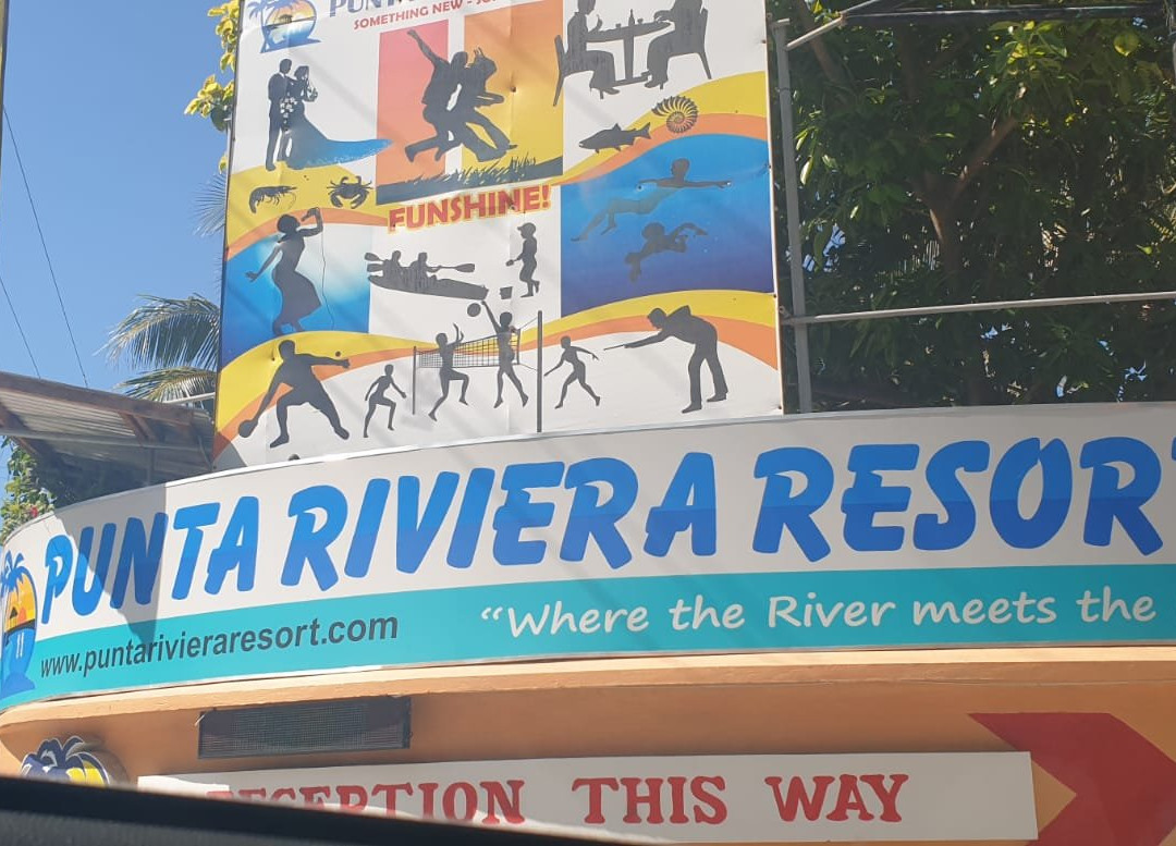 Punta Riviera Resort主图