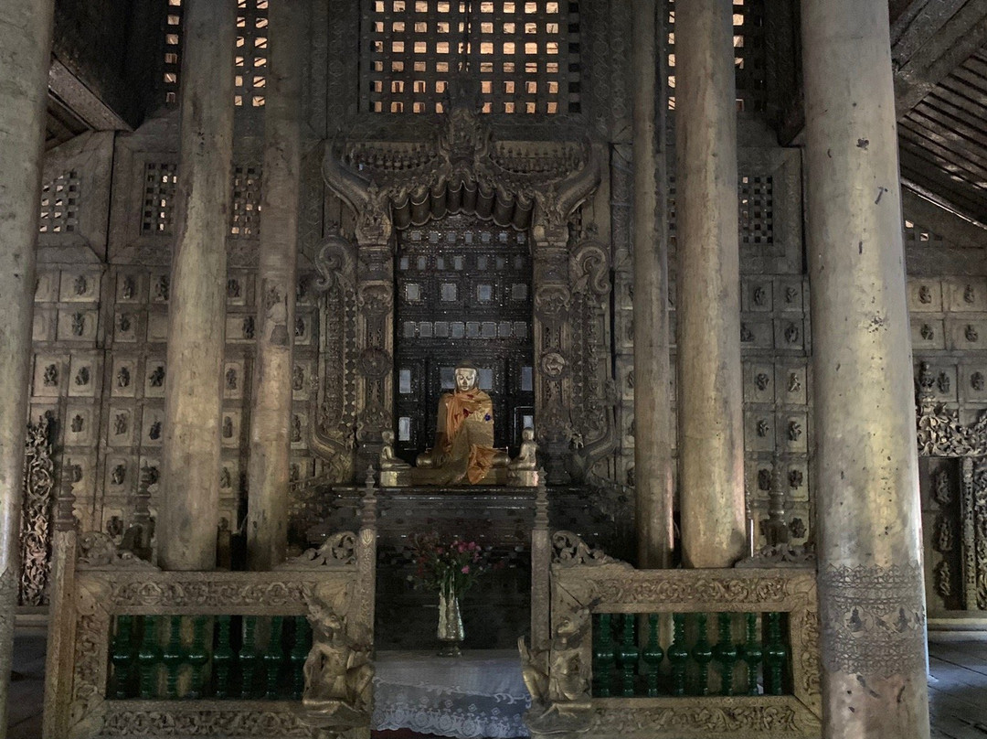 金色宫殿僧院  (Shwenandaw Kyaung)景点图片