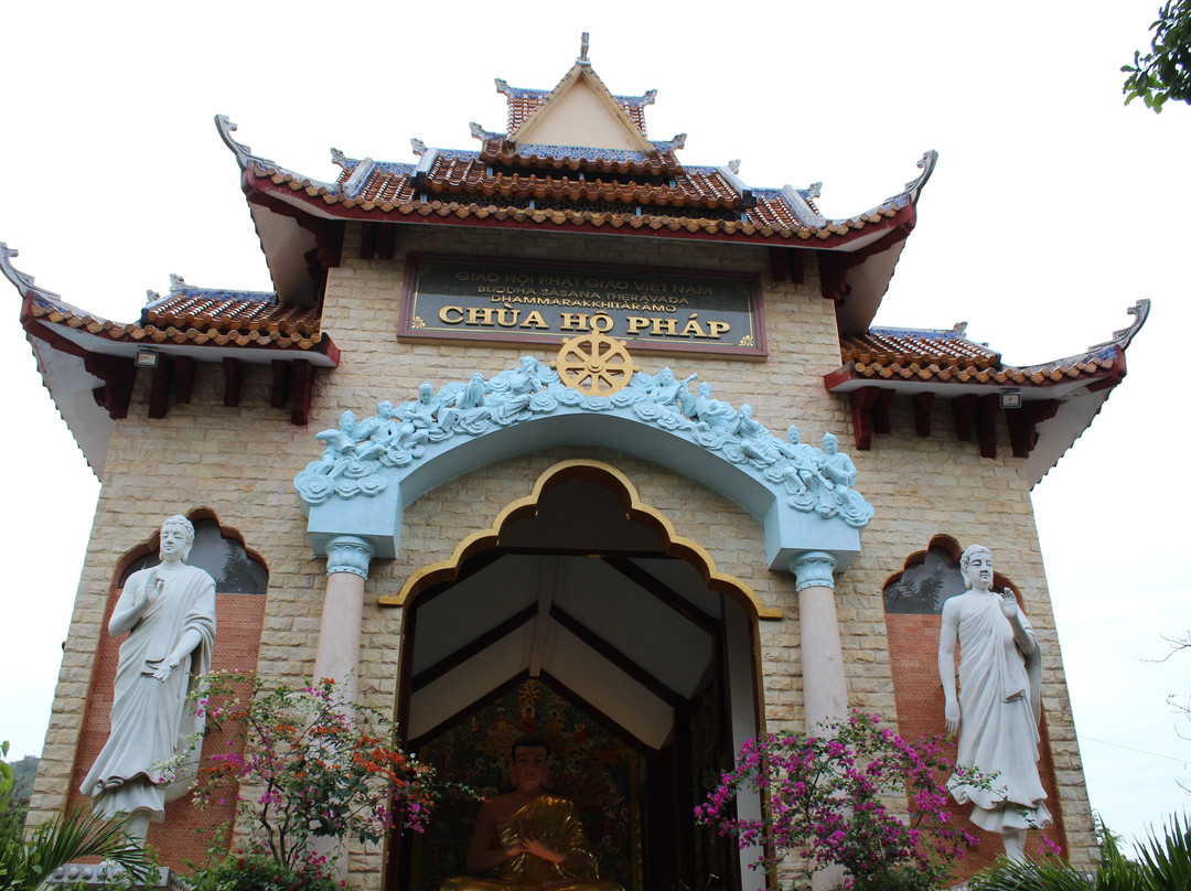 Thich Ca Phat Dai-头顿必去景点