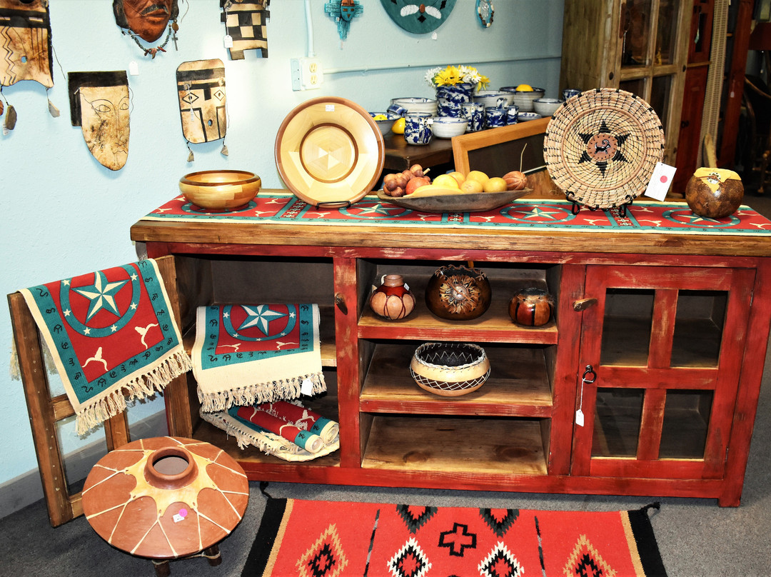 Horse Feathers-Tularosa必去景点