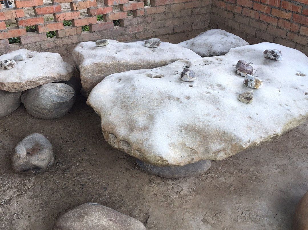 Batu Gong-坦巴南必去景点