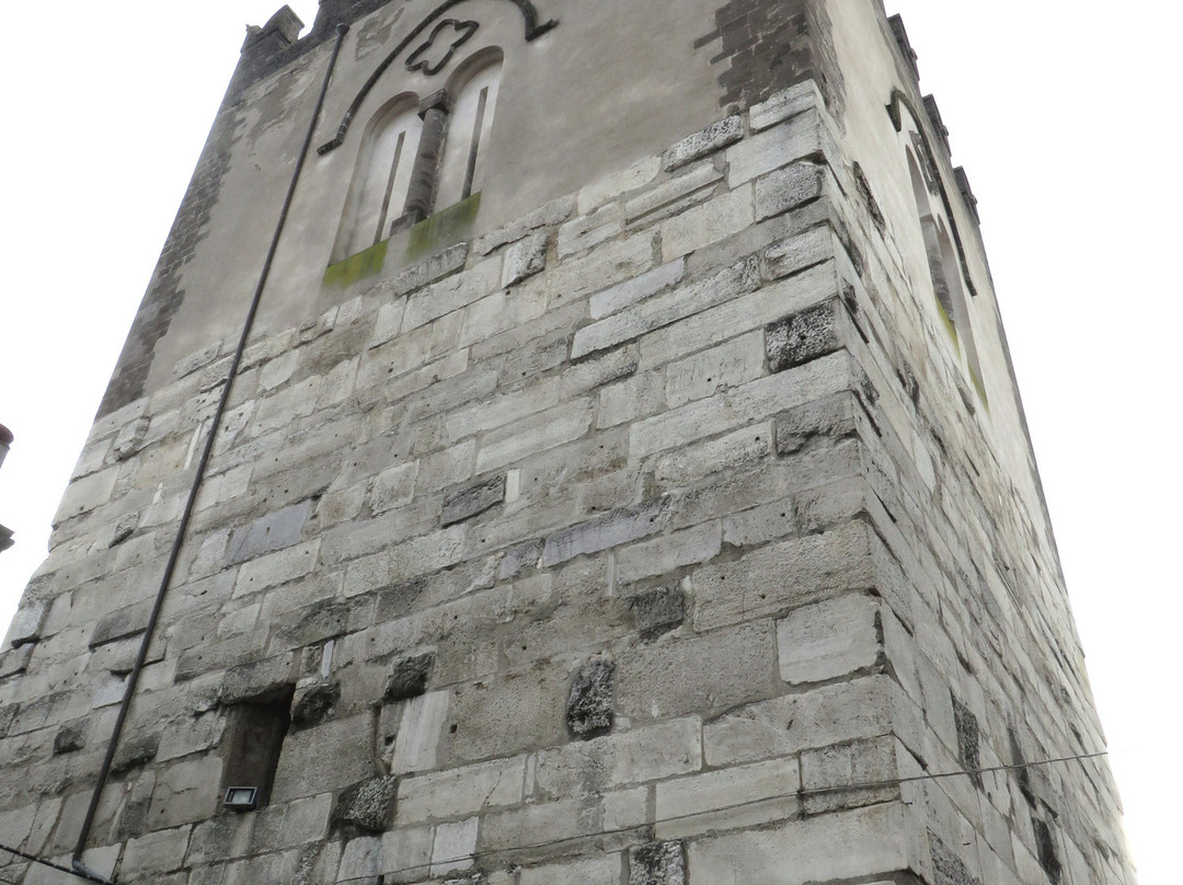 Castello delle Pietre o dei Principi Normanni景点图片
