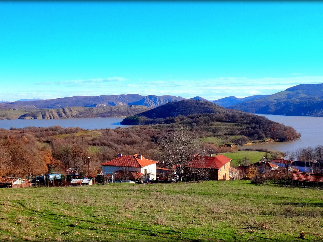 Mihaela Lake Retreat