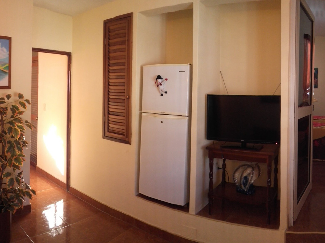 Adrian & Tonia主图