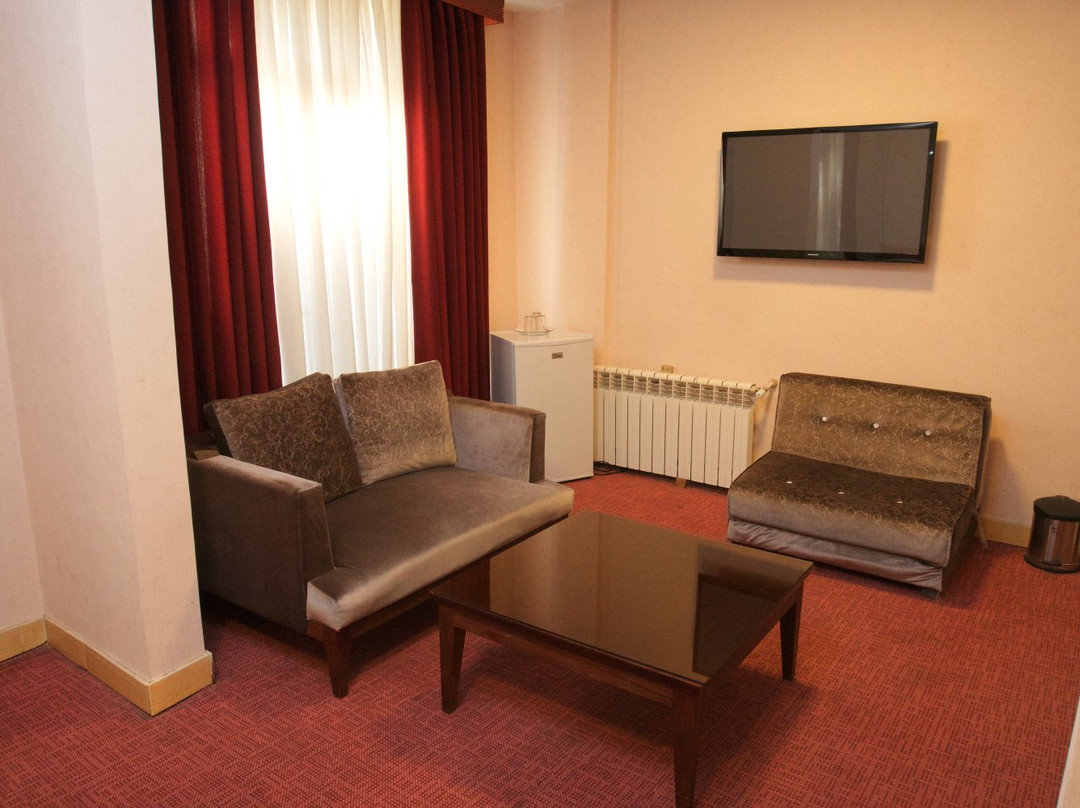 Pasargad Hotel主图
