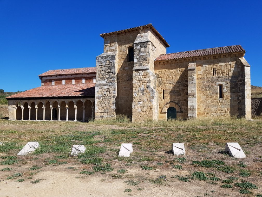 Monastery San Miguel de Escalada景点图片