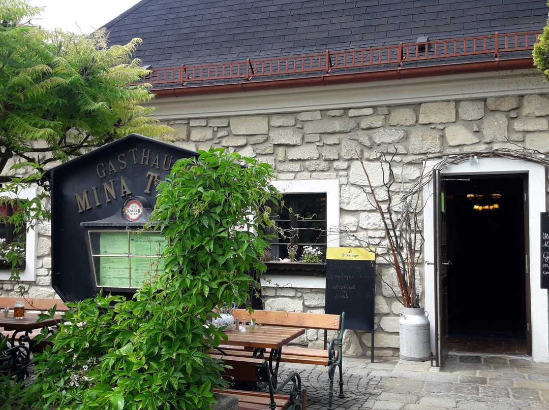 Gramatneusiedl餐馆和美食-Landgasthaus Zur Mina Tant