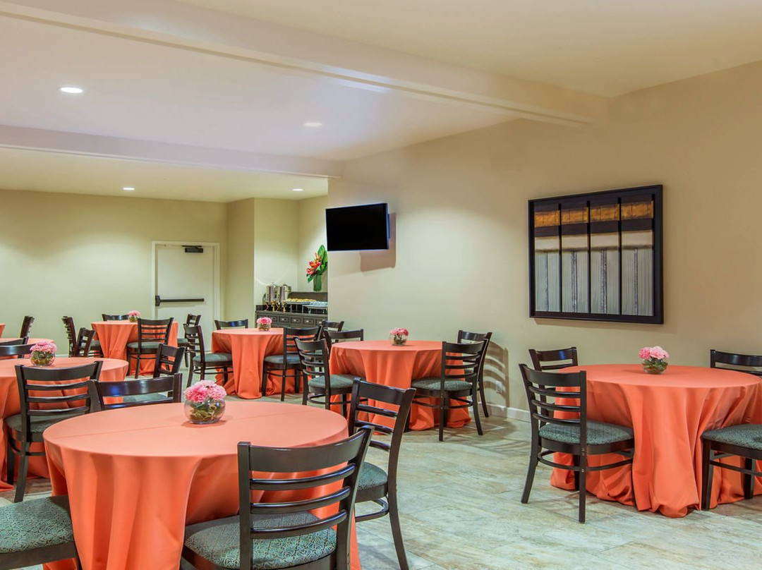 Westminster Memorial Park and Mortuary-Westminster必去景点