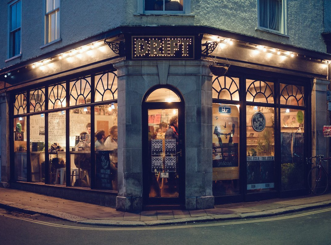 Harbertonford旅游景点-The Drift Record Shop