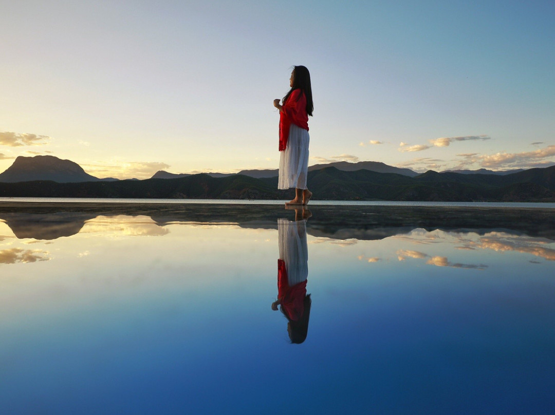 普若瓦蓝酒店主图