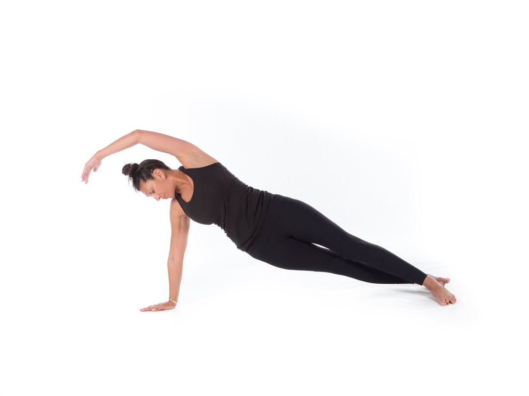 Plie Pilates Barre & Yoga Studio-马贝拉必去景点
