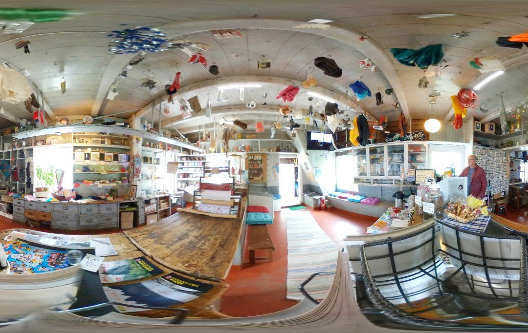 Gammelbutikken in Skrolsvik景点图片