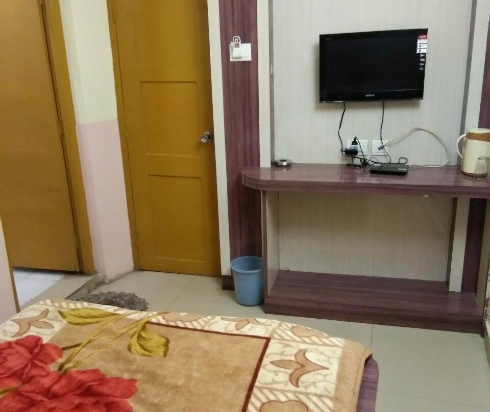 Hotel Mahatma Inn主图