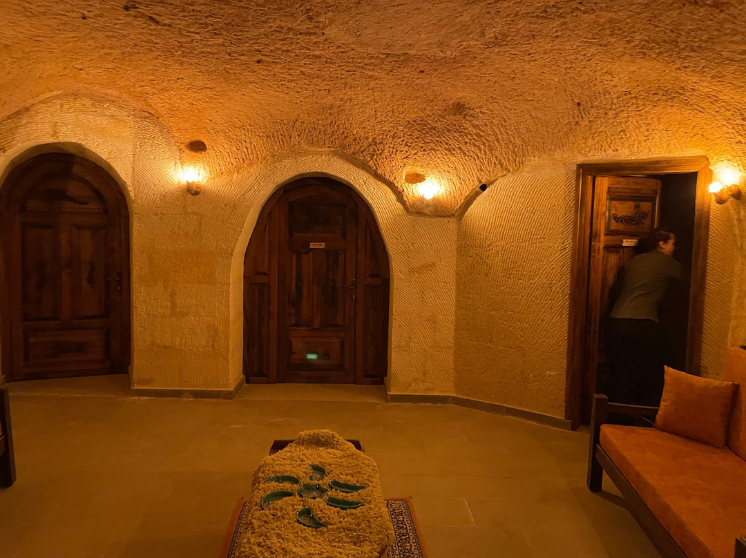 Lemon Cave Suites