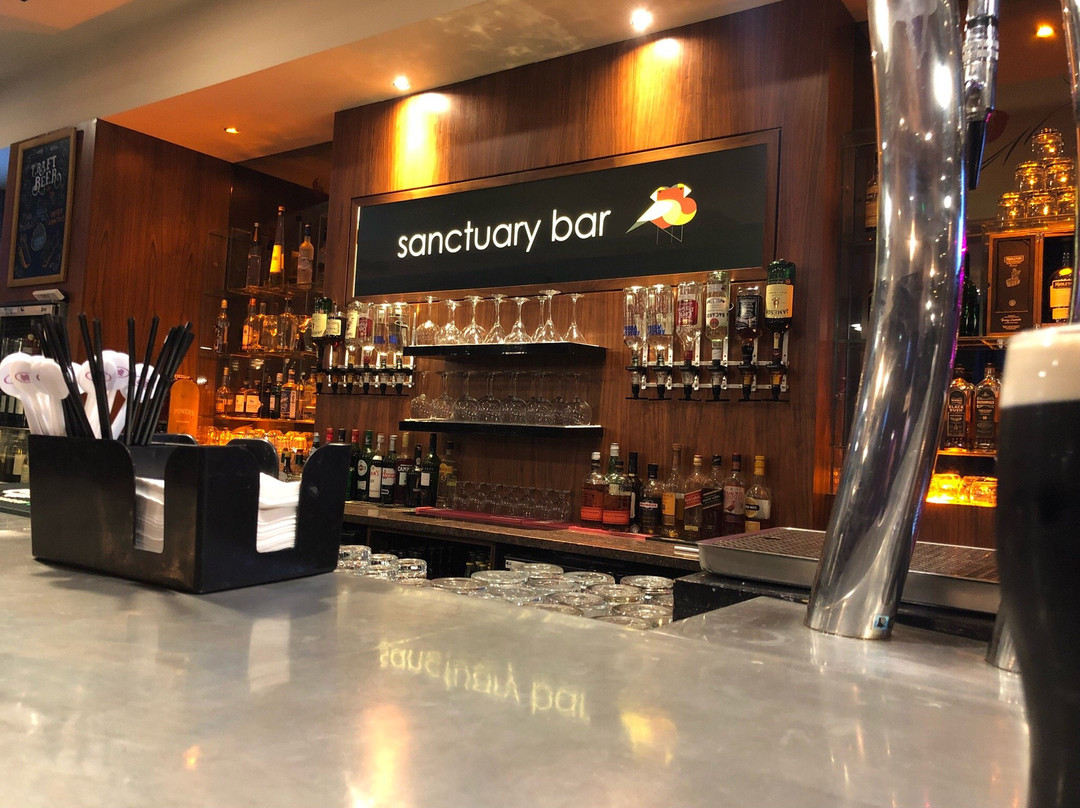 Blanchardstown餐馆和美食-Sanctuary Bar