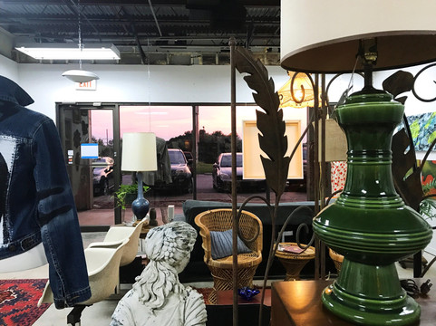 La-La Land Boutique-达芙妮必去景点