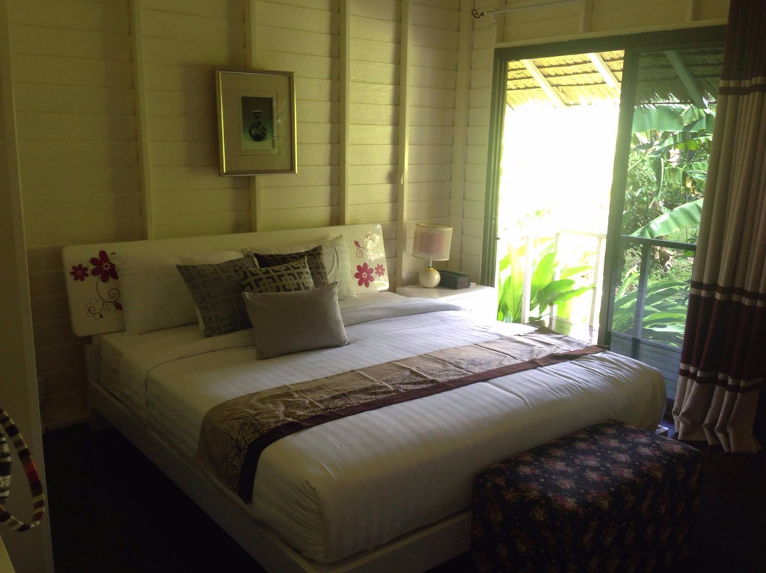 Ruan Rong Rong Resort & Spa主图