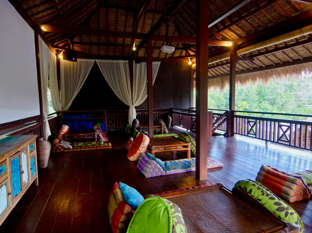 Ceningan Shisha Lounge-努沙切宁安岛必去景点