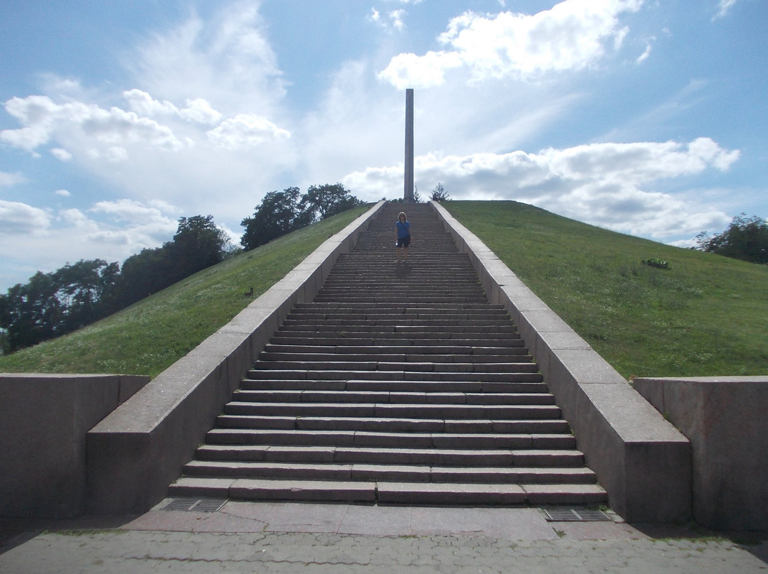 Chernihiv Glory Memorial