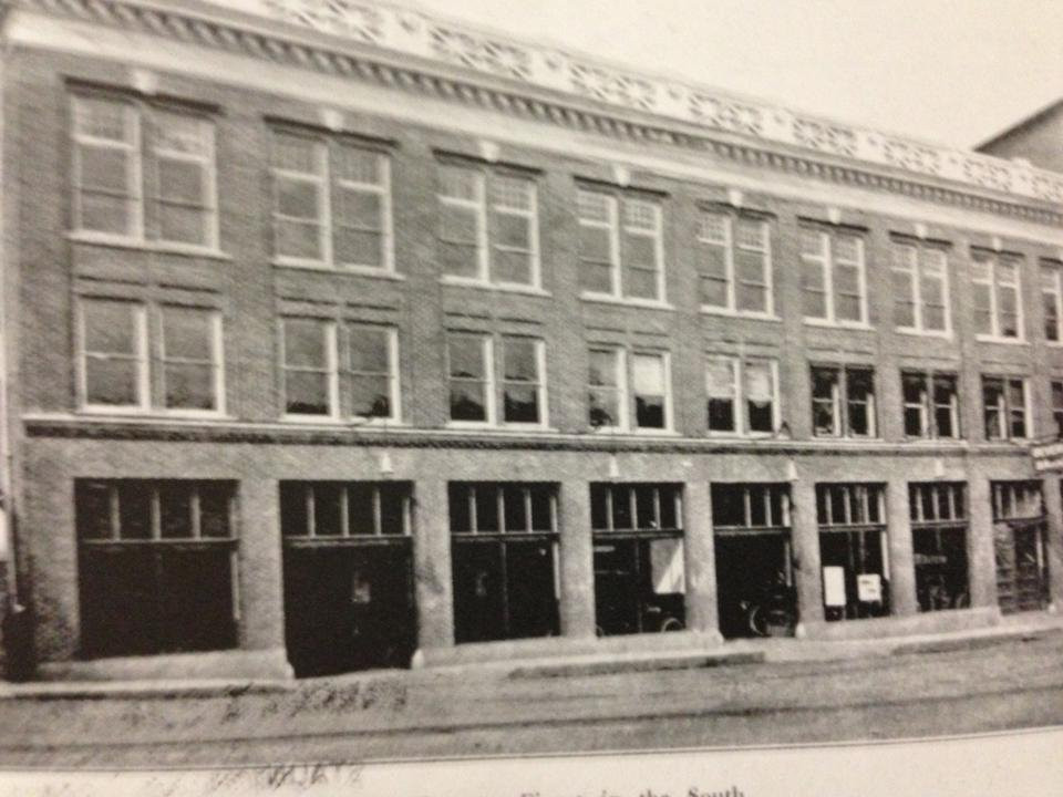 Bruce A. Elder Antique and Classic Automobiles Museum-斯汤顿必去景点