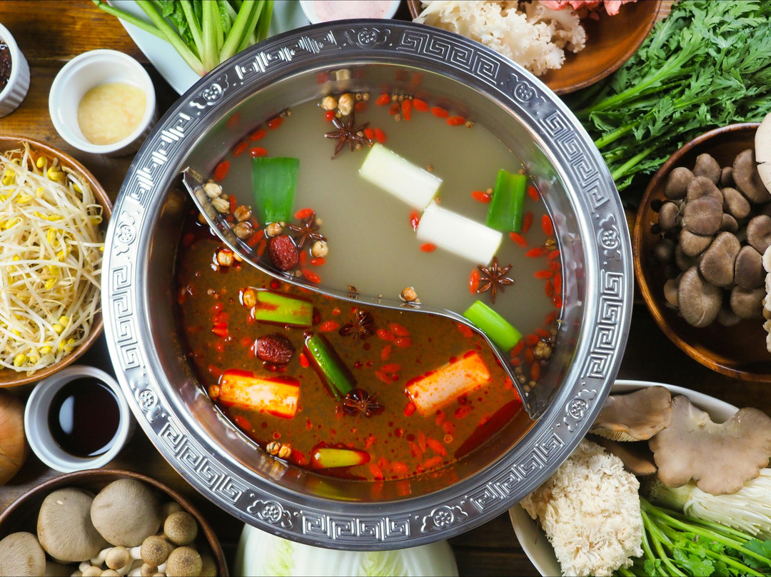 台湾火鍋専門店　林鼎翔