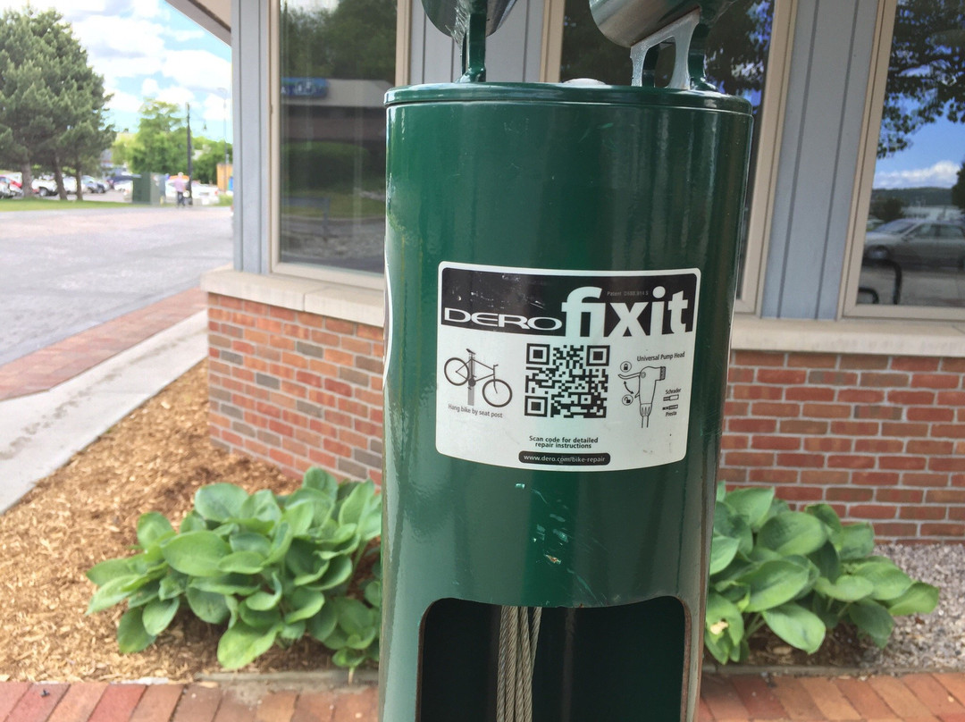 Traverse City Tourism Visitor Center-特拉弗斯城必去景点