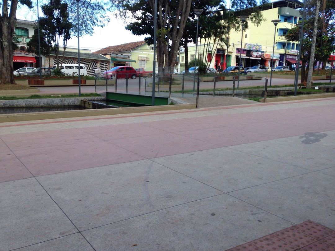 Praca Santa Cruz-Ouro Branco必去景点