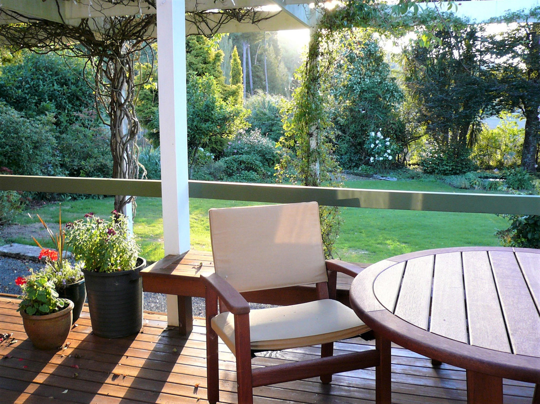 Mt Huia Farmstay