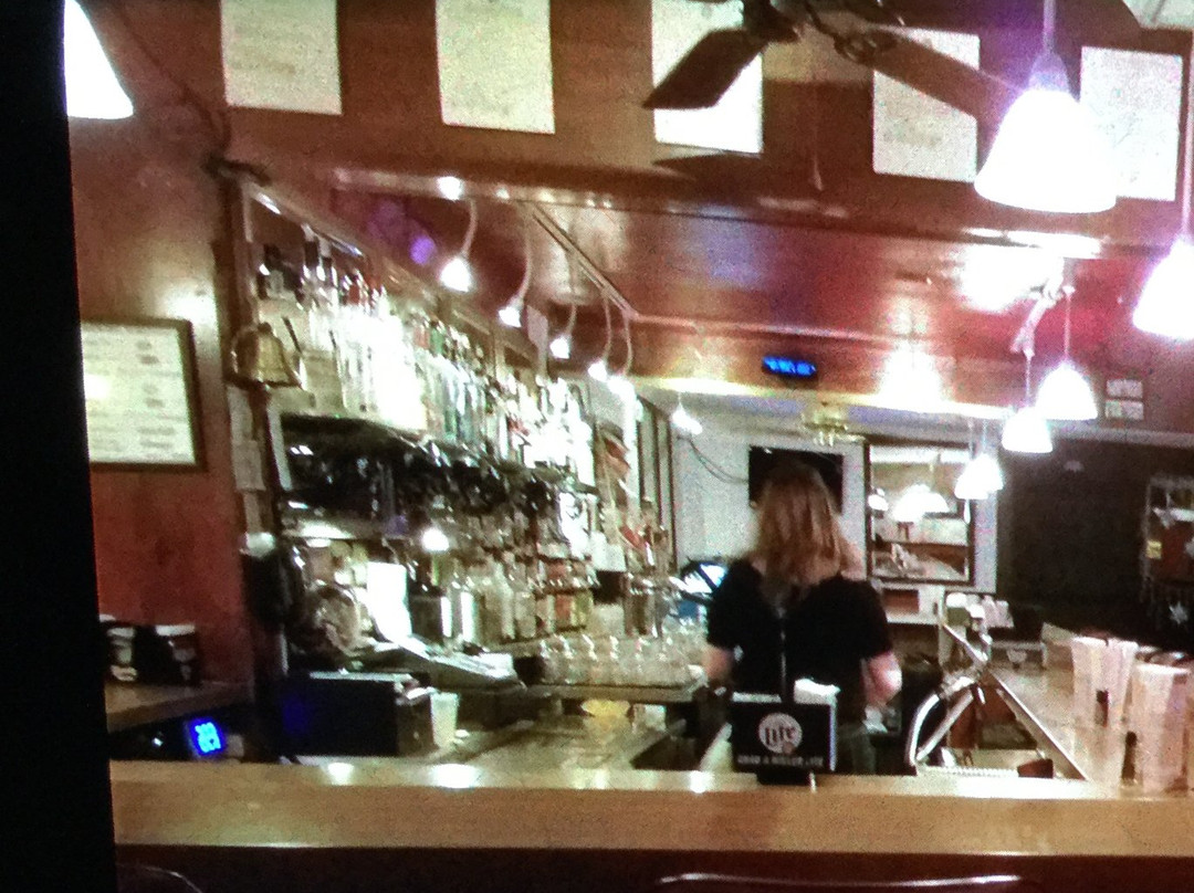 Doc's Place-Chicopee必去景点