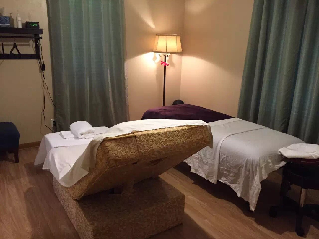 Sealy Foot Massage景点图片