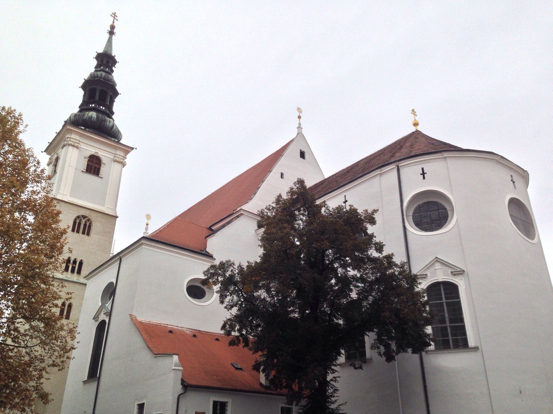 Dominikanerkirche-克伦姆斯必去景点