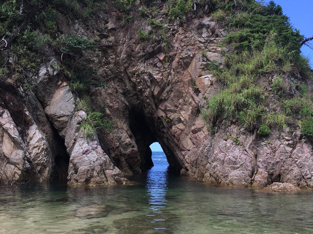 Shirahara Kamogaiso Rocky Shore-岩美町必去景点
