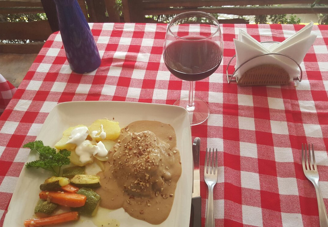 Mesa de Jaimes餐馆和美食-Chez Francoise