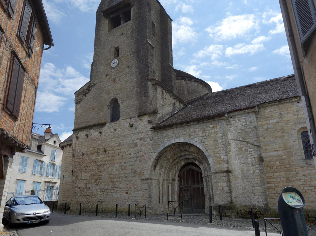 Eglise Sainte-Croix d'Oloron景点图片