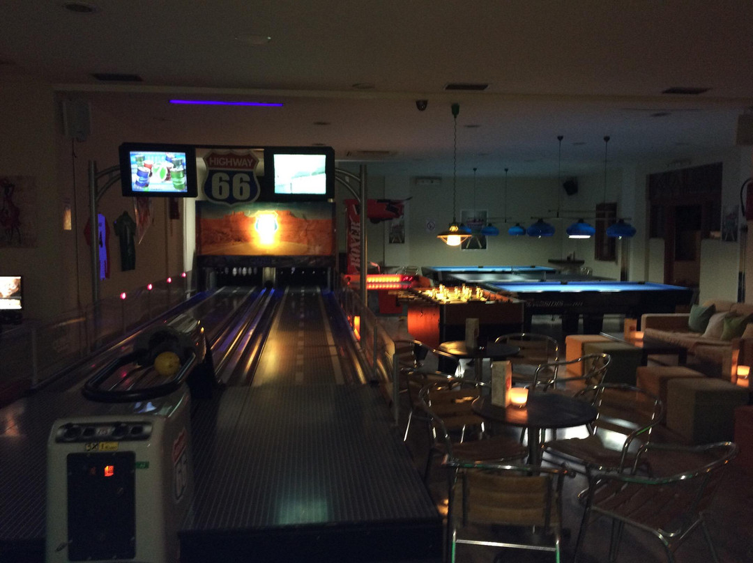 Escape Land-卡马里必去景点