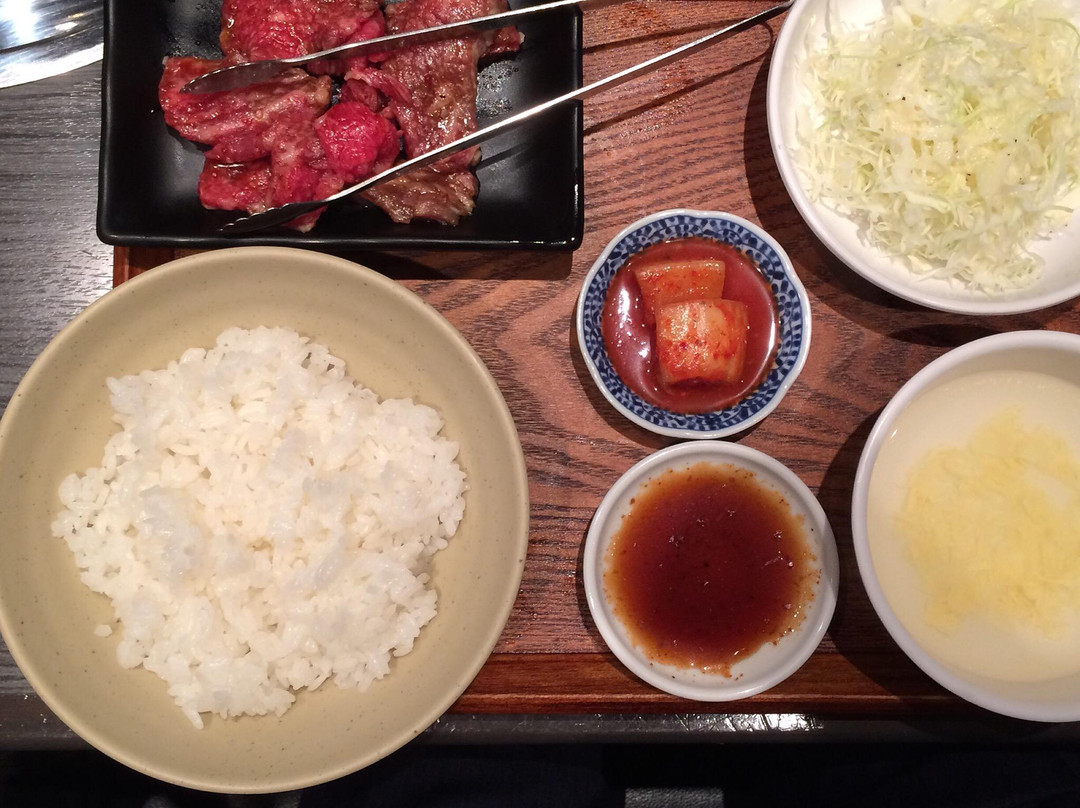 一頭買焼肉・本場韓国料理 醍醐  Luz大森店