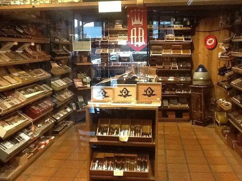 Cuban Cigar Factory-圣地亚哥必去景点