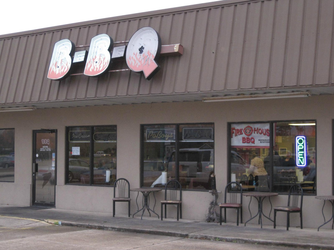 Greenwell Springs餐馆和美食-Firehouse Bbq