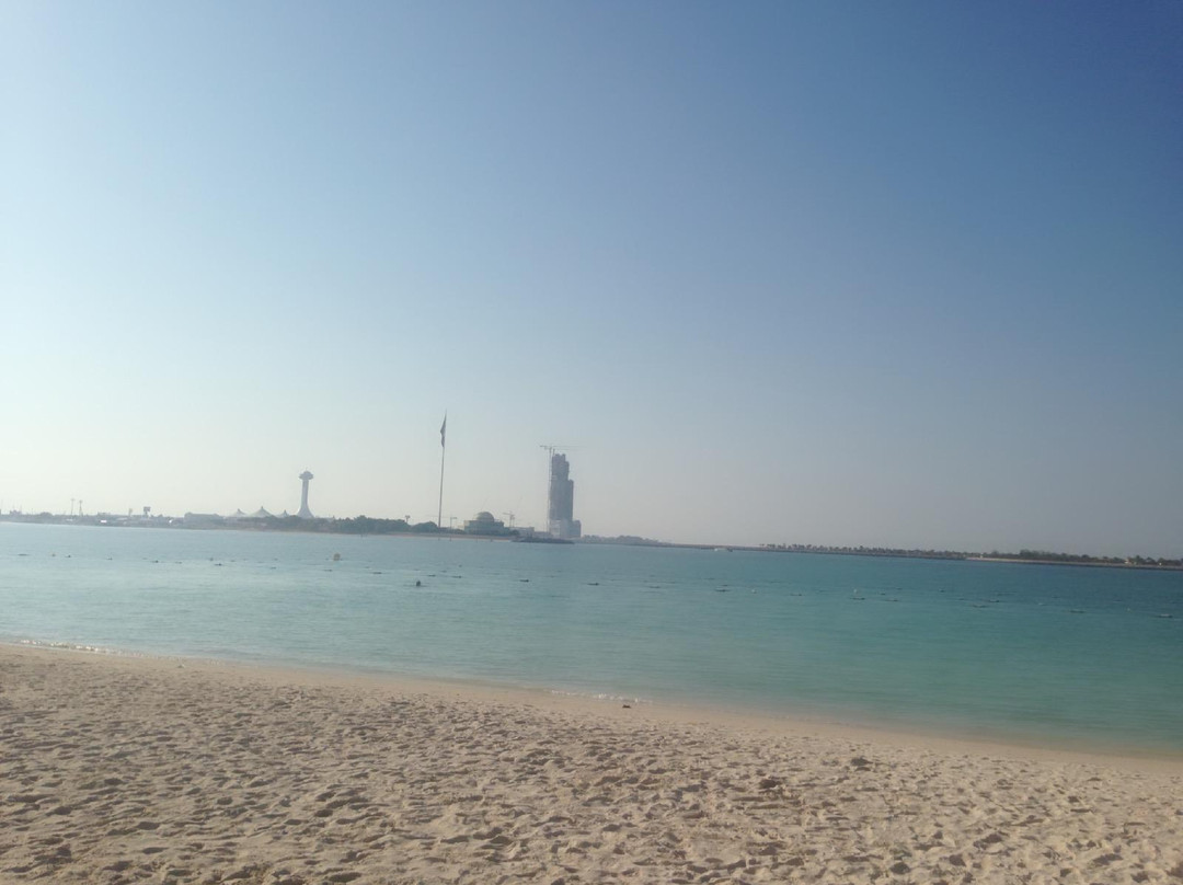 滨海沙滩-阿布扎比必去景点
