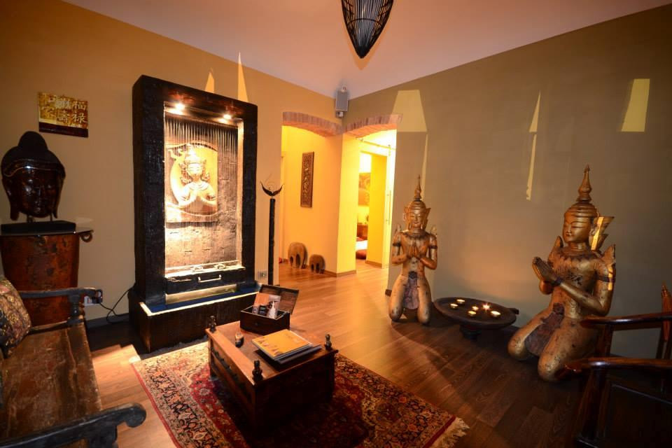 Shivago Thai Massage School Italia-萨沃纳必去景点