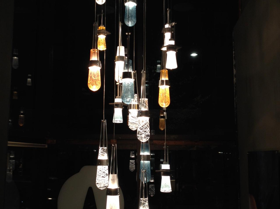 AO Glass-伯灵顿必去景点